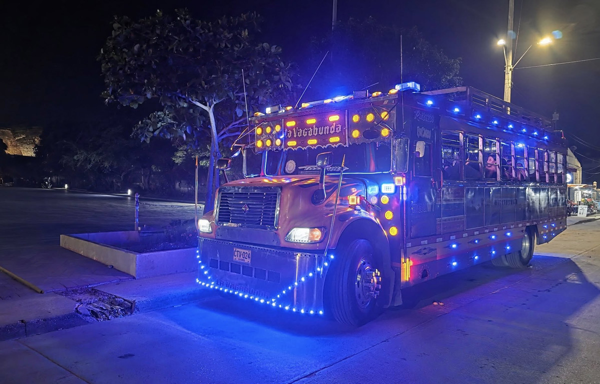 Chiva Rumbera Full (Chiva Pista)