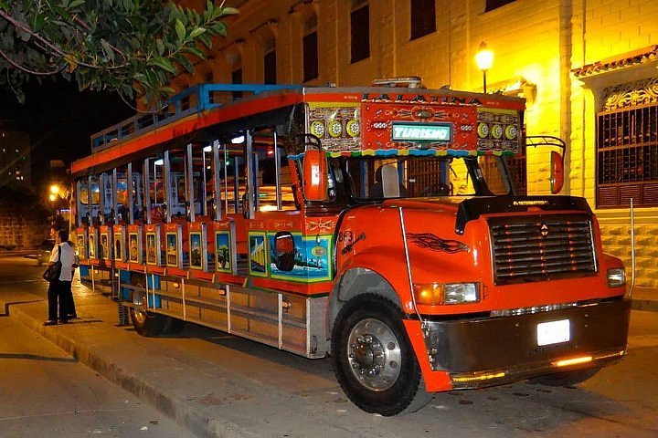 Chiva Rumbera